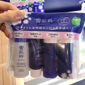 Kose travel kit